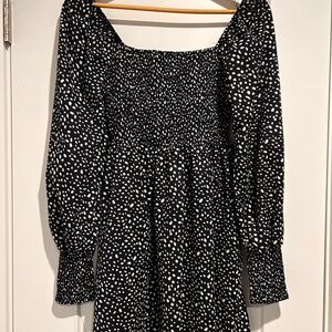 Francesca's Collections Navy and White Long Sleeve Dress